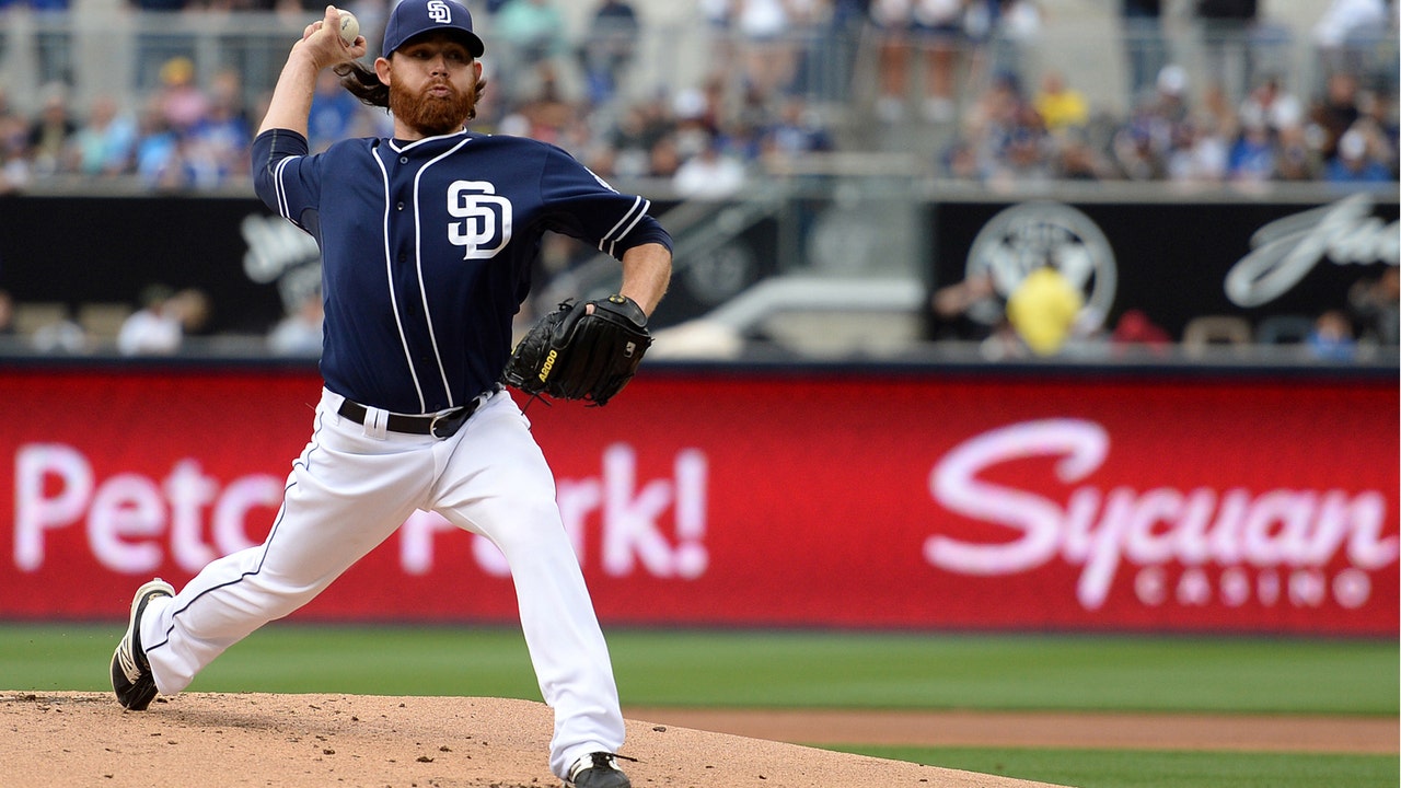 Royals finalize five-year, $70 million deal with P Ian Kennedy